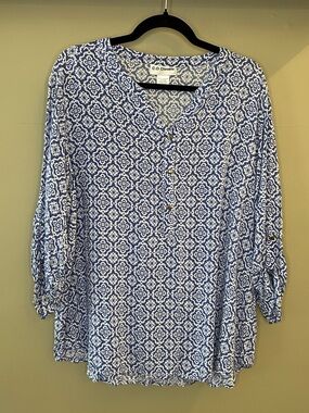 Blue Buttoned Blouse with Mandarin Collar